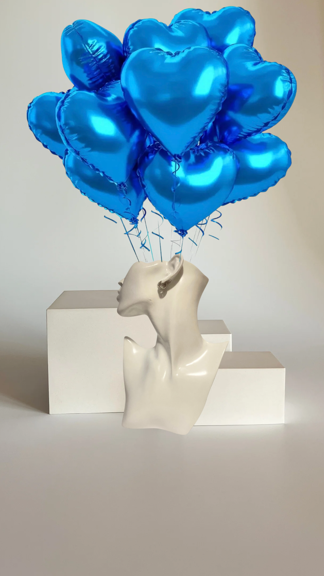 Heart balloon bouquet