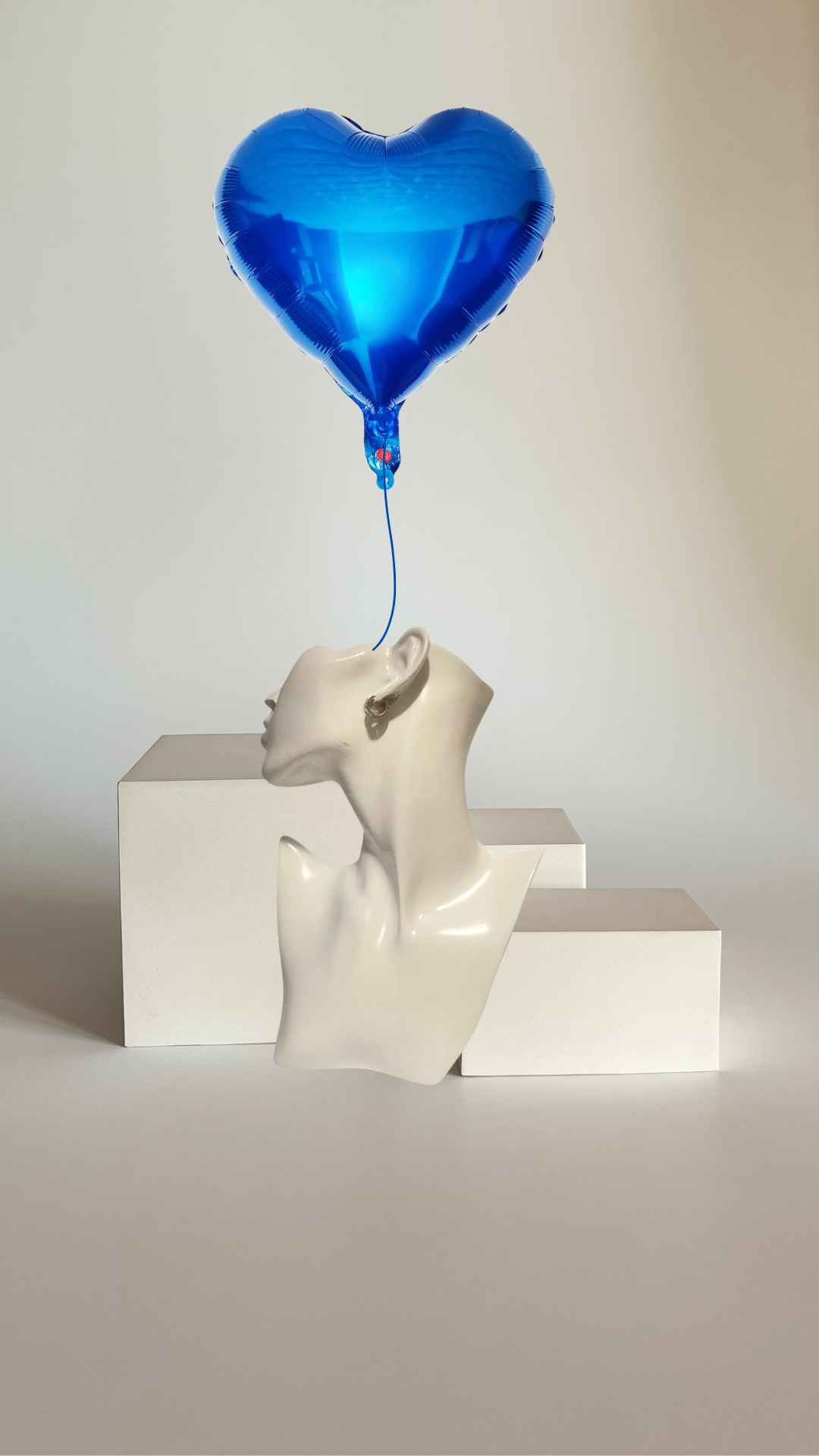 Heart balloon (singles)